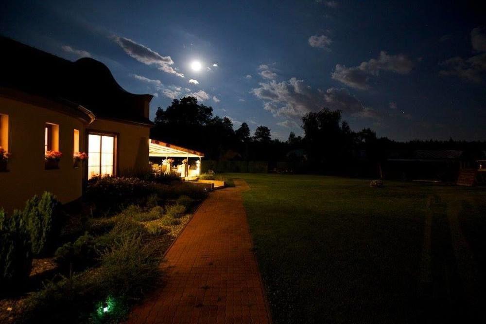Wellness Hotel Spark Malacky Exterior foto