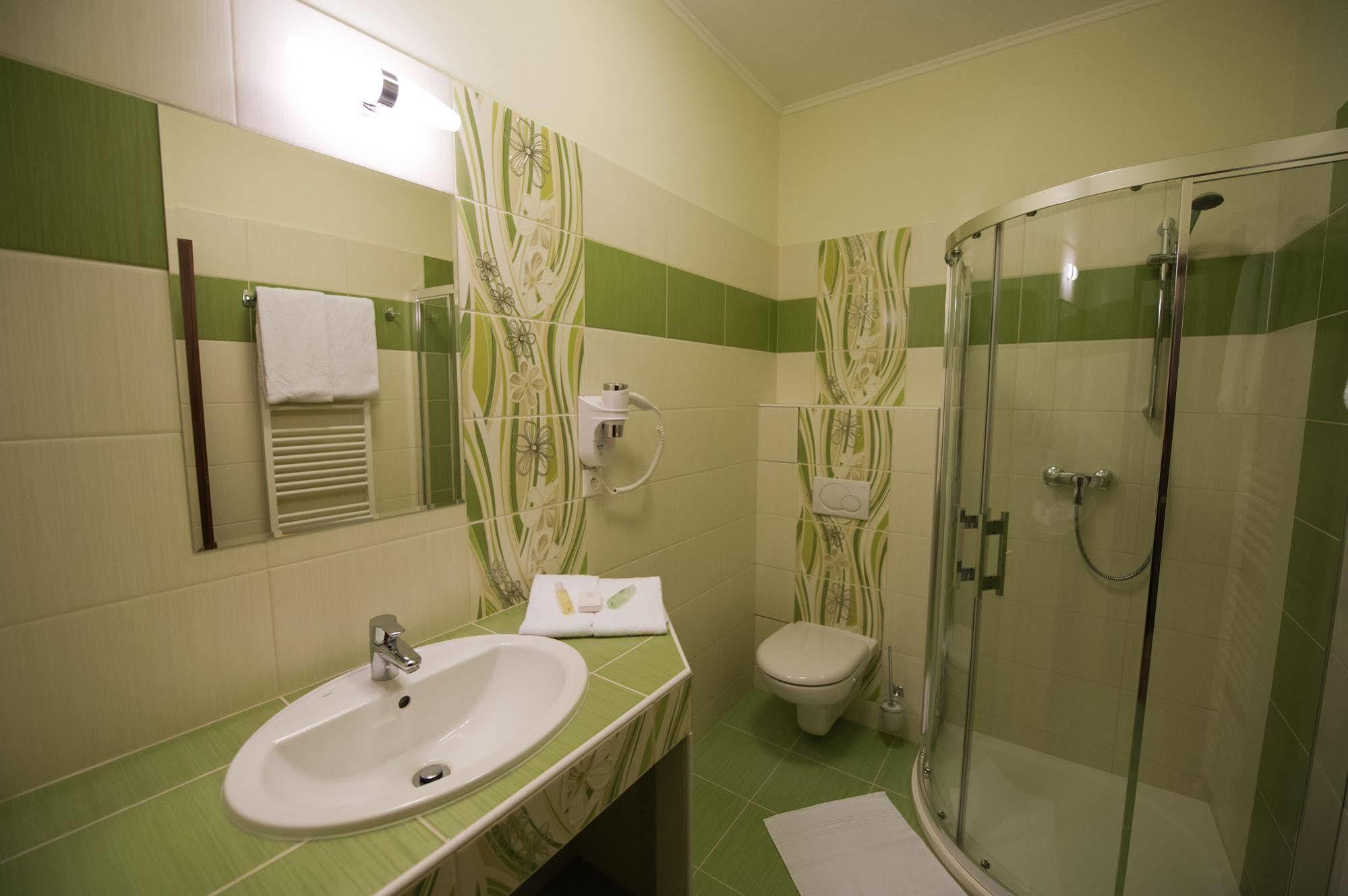 Wellness Hotel Spark Malacky Exterior foto