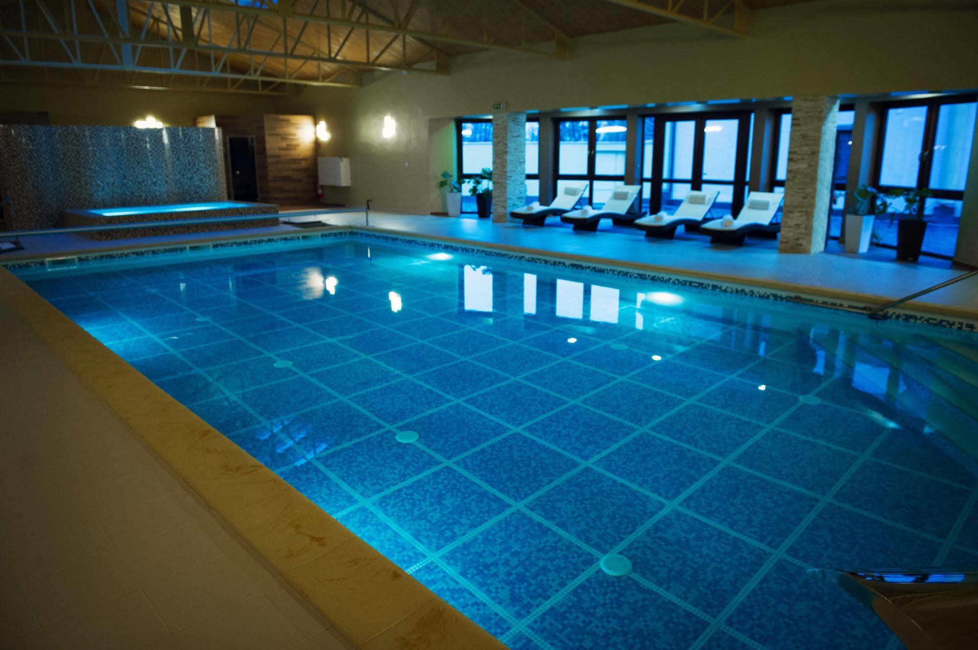 Wellness Hotel Spark Malacky Exterior foto